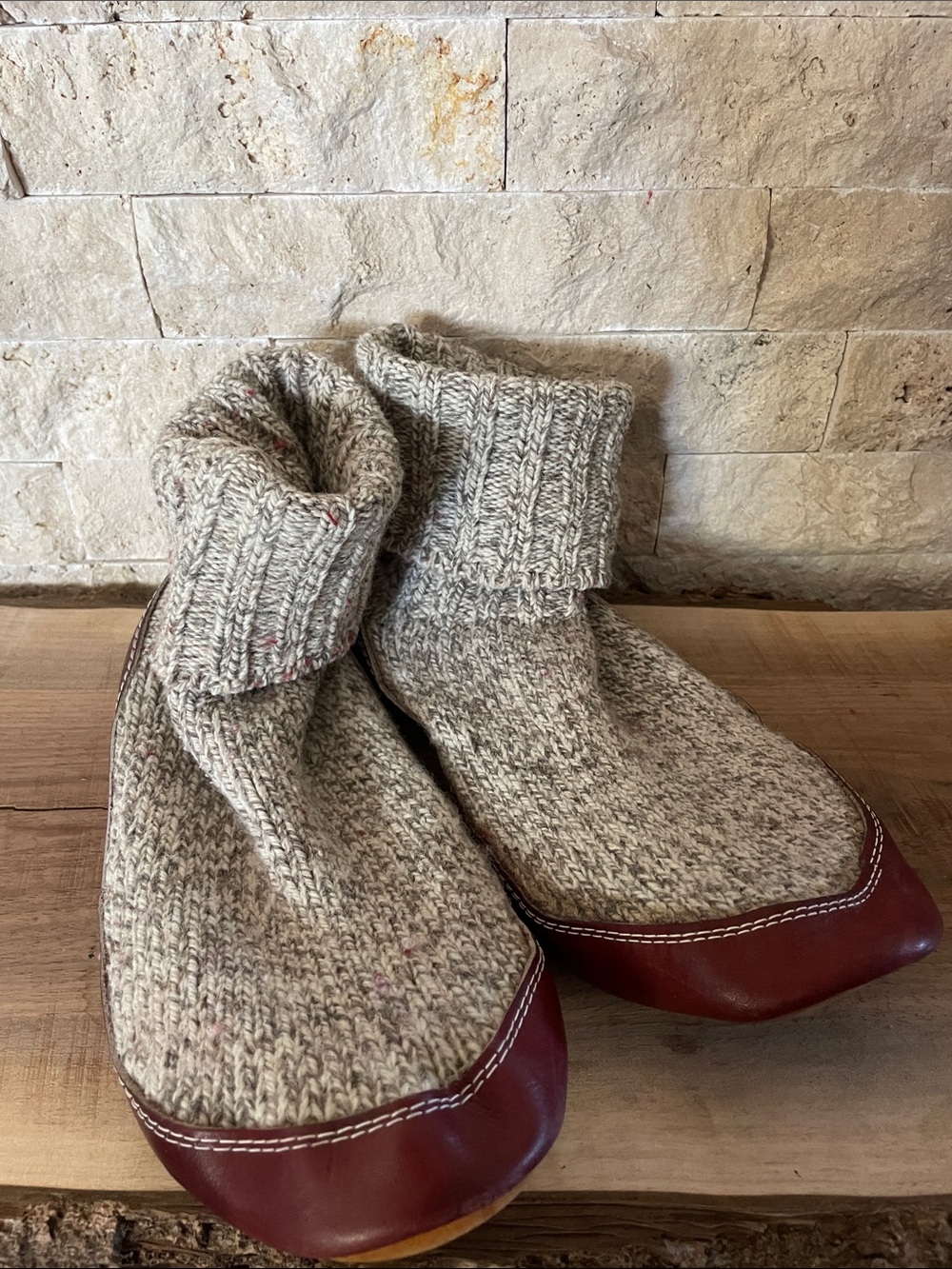 Eddie Bauer Cream Heathered Knit Slipper Socks - Picture 5 of 5